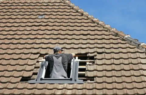 Pose de velux - Longecourt-en-Plaine